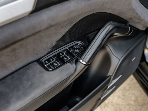 Used 2018 Porsche Cayenne GTS w/ Premium Package Plus image 46