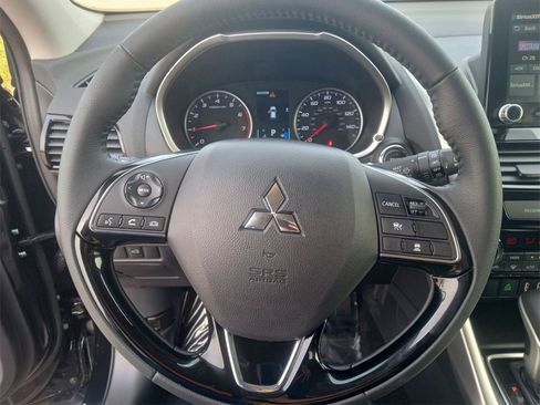 Used 2025 Mitsubishi Eclipse Cross SE image 19
