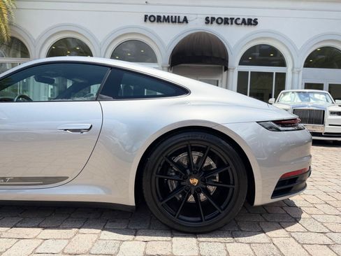 Used 2024 Porsche 911 Carrera T RWD image 23