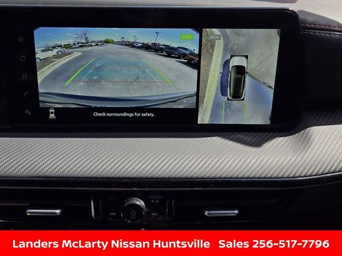 Used 2025 Nissan Kicks SR w/ Illumination Package image 19