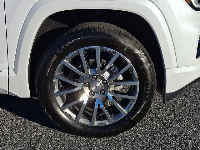 New 2027 GMC Terrain Denali w/ LPO, Floor Liner Package AWD/4WD image 6