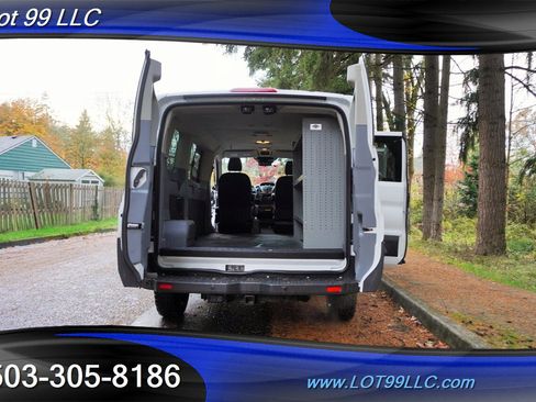 Used 2017 Ford Transit 150 XLT image 31