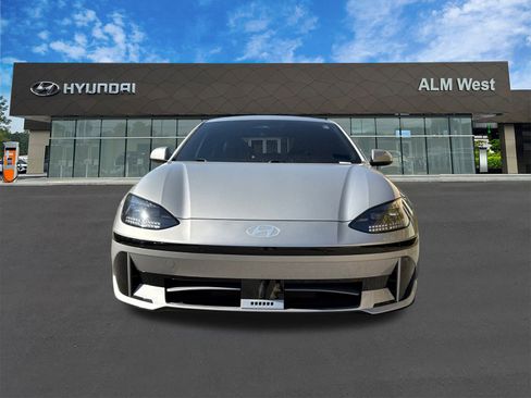 Used 2023 Hyundai Ioniq 6 SEL image 2