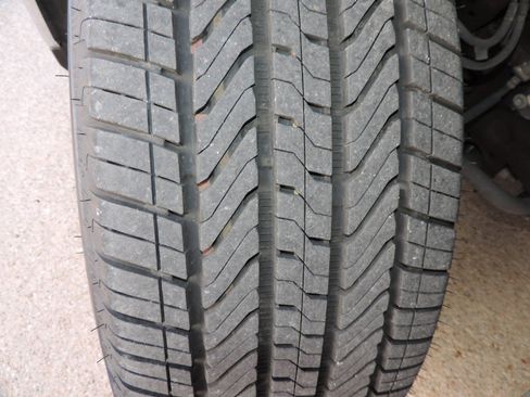 Certified 2023 GMC Sierra 1500 SLT image 11