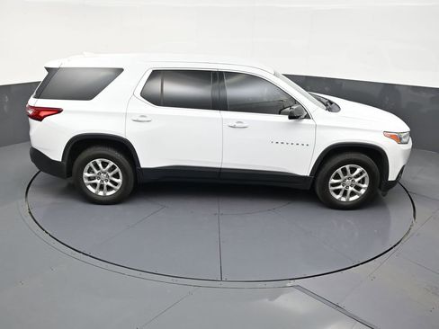 Used 2020 Chevrolet Traverse LS FWD image 17