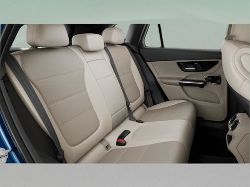 Certified 2026 Mercedes-Benz GLC 300 image 43