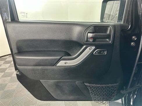 Certified 2018 Jeep Wrangler Unlimited Sahara w/ Connectivity Group image 16