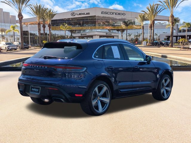 Used 2024 Porsche Macan AWD/4WD image 5