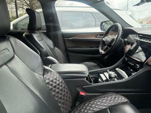 Used 2022 Jeep Grand Cherokee Summit w/ Adv Protech Group IV image 14