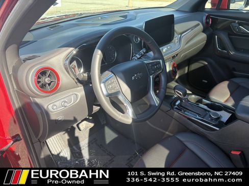 Used 2025 Chevrolet Blazer RS w/ Driver Confidence II Package image 8