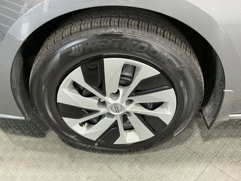 Used 2025 Nissan Altima 2.5 S image 24