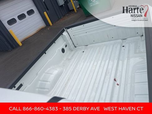 Certified 2025 Nissan Frontier SV image 33