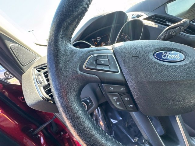 Used 2017 Ford Escape Titanium w/ Equipment Group 301A AWD/4WD image 25