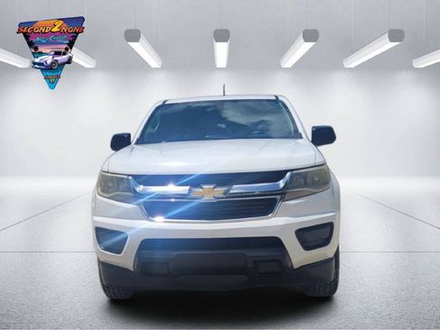Used 2017 Chevrolet Colorado W/T w/ WT Convenience Package RWD image 2