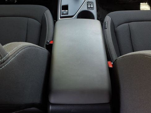 Certified 2025 Subaru Crosstrek 2.0i Premium AWD/4WD image 32