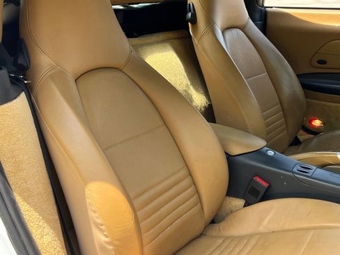 Used 1998 Porsche Boxster RWD image 18
