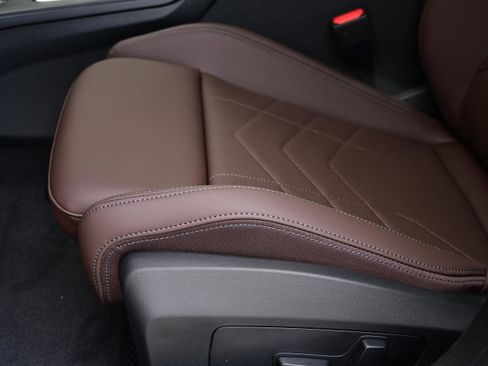 Used 2025 BMW M235i xDrive w/ Premium Package image 26