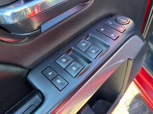 Used 2015 Chevrolet Silverado 2500 LT image 13