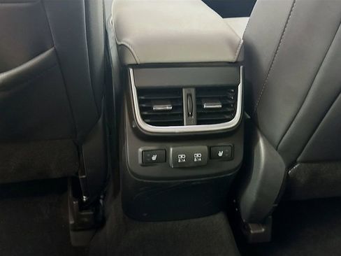 Used 2022 Subaru Outback Limited image 30