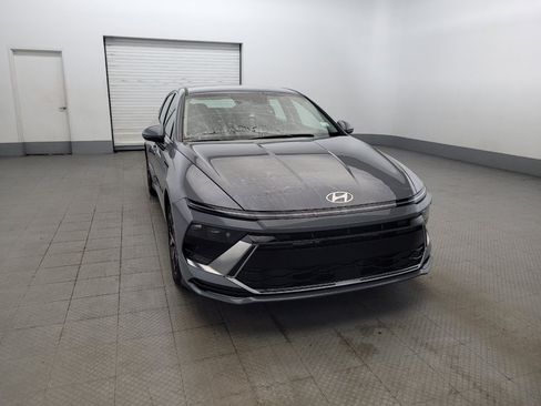 Used 2025 Hyundai Sonata SEL FWD image 14