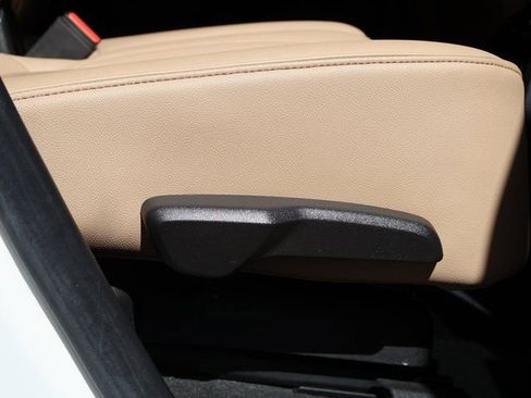 Certified 2020 Chevrolet Blazer Premier w/ Driver Confidence II Package FWD image 13