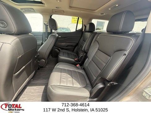 Used 2022 GMC Acadia Denali w/ LPO, Floor Liner Package AWD/4WD image 11