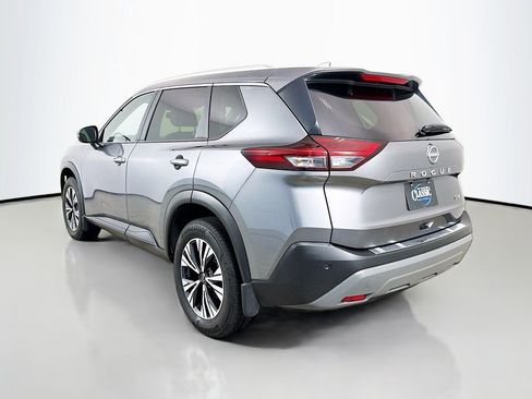 Used 2023 Nissan Rogue SV w/ SV Premium B Package image 5