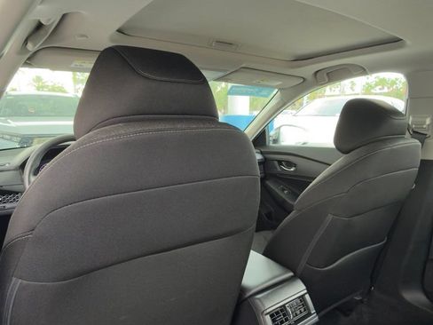 Used 2025 Honda Accord SE image 17