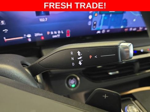 Used 2025 Buick Enclave Avenir w/ Super Cruise Package AWD/4WD image 24