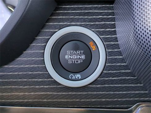 Used 2020 RAM 1500 Limited image 29