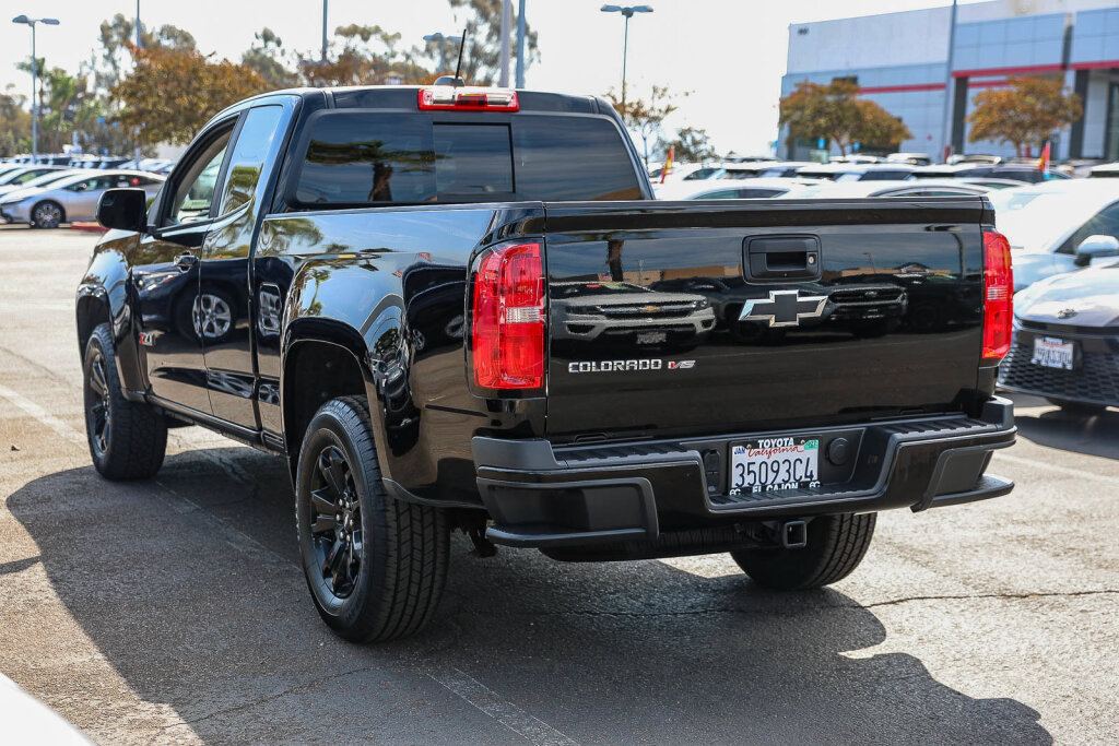 Used 2018 Chevrolet Colorado Z71 w/ Z71 Midnight Edition AWD/4WD image 19