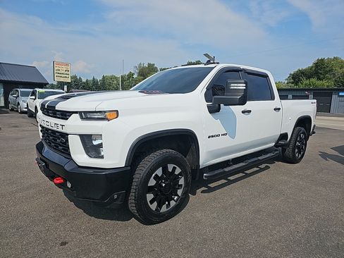 Used 2020 Chevrolet Silverado 2500 Custom w/ Custom Value Package AWD/4WD image 7
