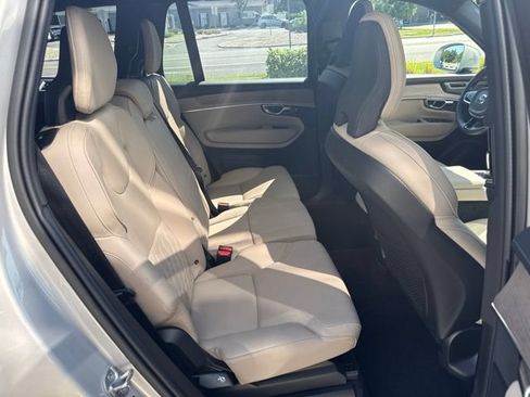 Used 2025 Volvo XC90 B6 Plus AWD/4WD image 13