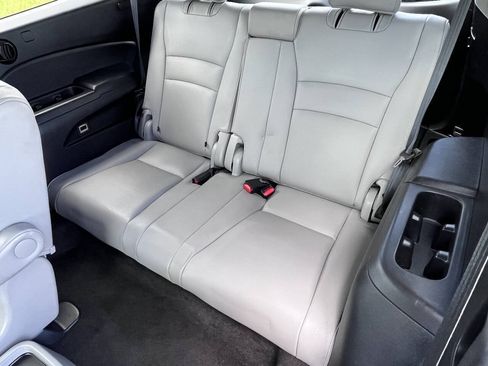 Used 2020 Honda Pilot Touring image 26