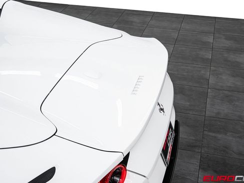 Used 2021 Ferrari 812 GTS image 20