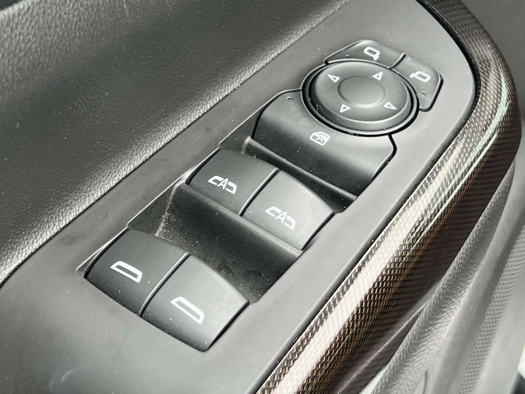 Used 2020 GMC Acadia AT4 w/ Driver Alert Package II AWD/4WD image 17