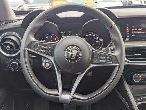 Used 2018 Alfa Romeo Stelvio Ti image 20