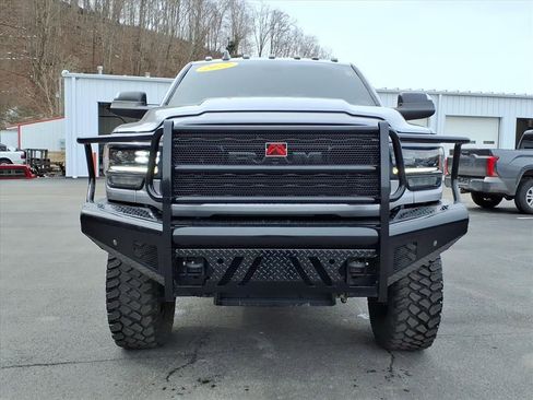 Used 2021 RAM 3500 Limited w/ Night Edition image 10