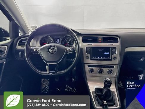 Used 2017 Volkswagen Golf S FWD image 23