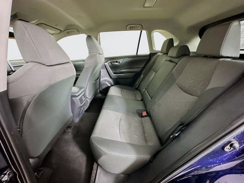 Used 2024 Toyota RAV4 XLE image 27