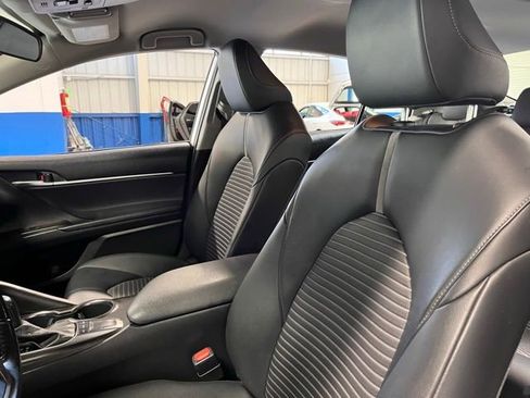 Used 2022 Toyota Camry SE image 24