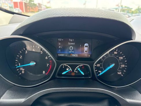 Used 2019 Ford Escape Titanium AWD/4WD image 14
