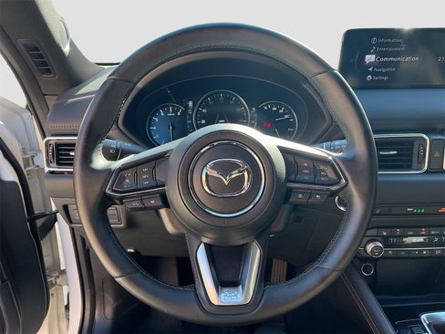 Used 2024 MAZDA CX-5 Signature image 11