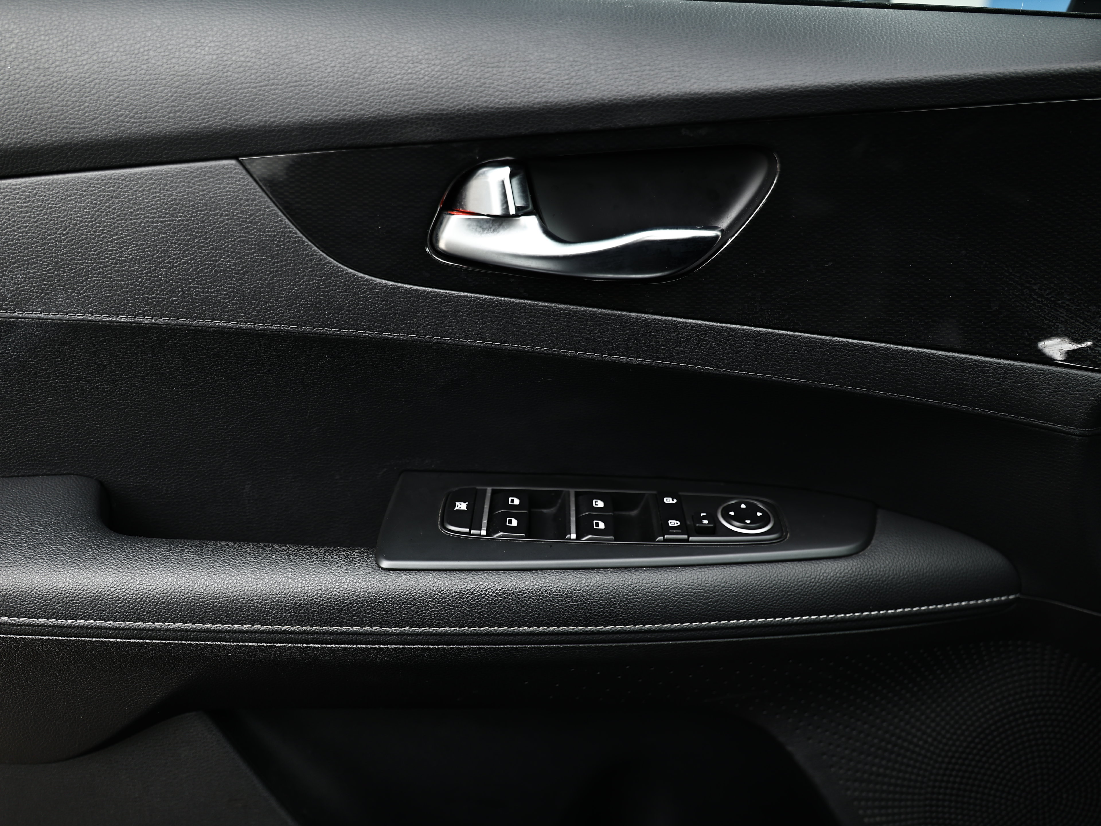 Used 2023 Kia Forte GT-Line w/ GT-Line Premium Package FWD image 14