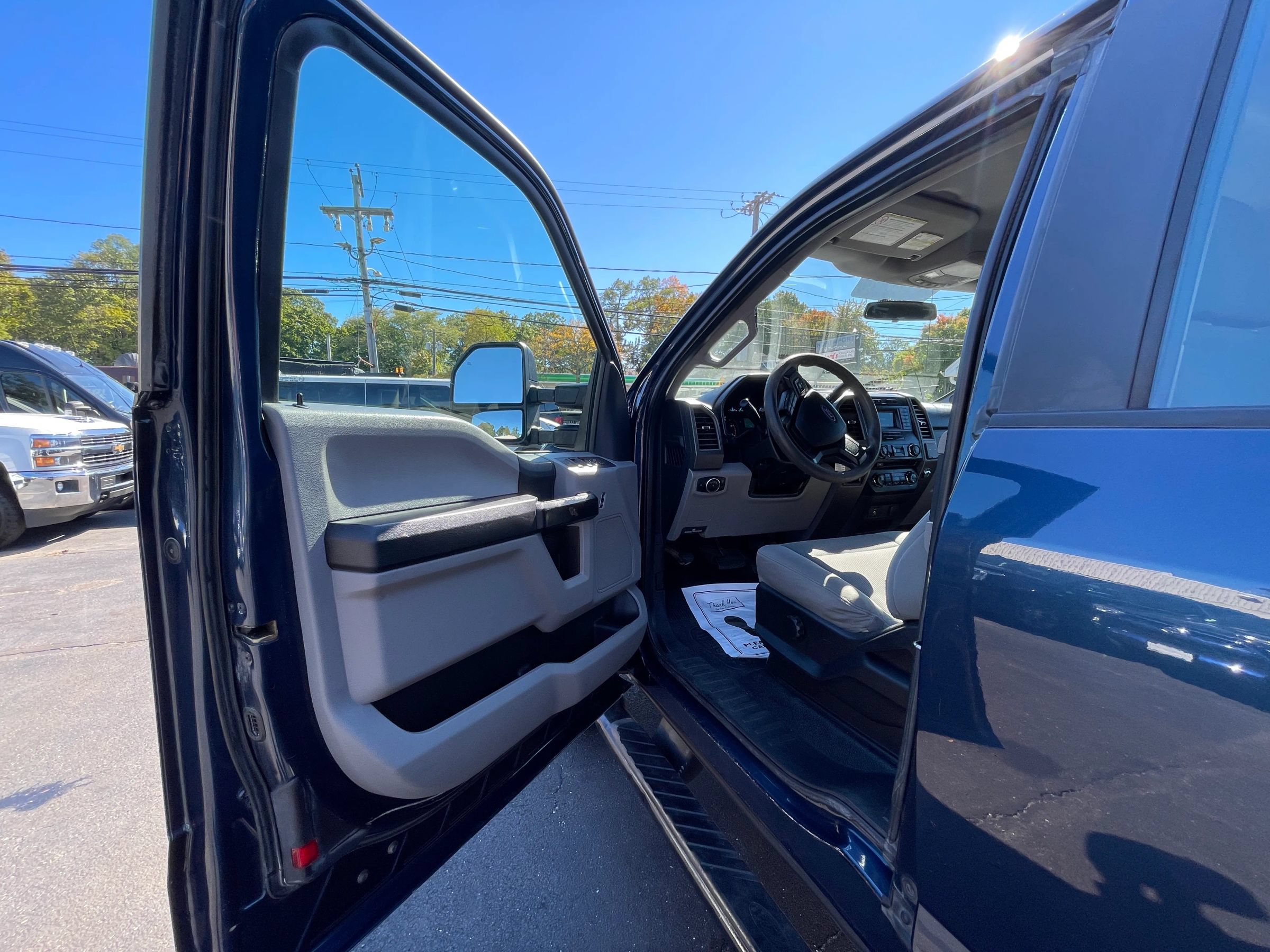 Used 2017 Ford F250 XL w/ Power Equipment Group AWD/4WD image 10