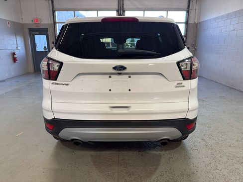 Used 2018 Ford Escape SE FWD image 5