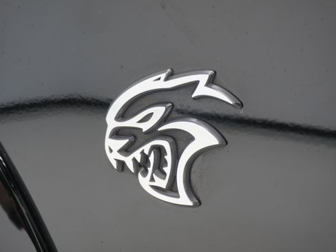 Used 2021 Dodge Charger SRT Hellcat w/ Carbon/Suede Interior Package RWD image 8