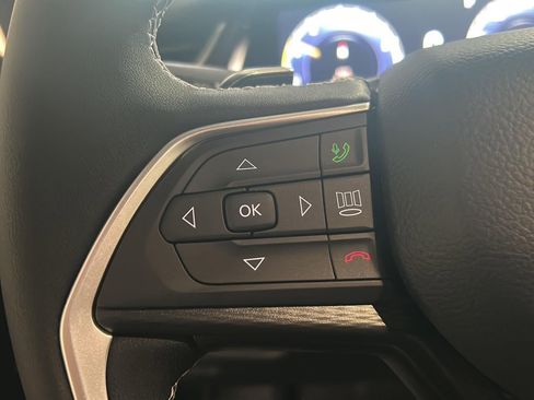 New 2026 Jeep Grand Cherokee Laredo AWD/4WD image 18