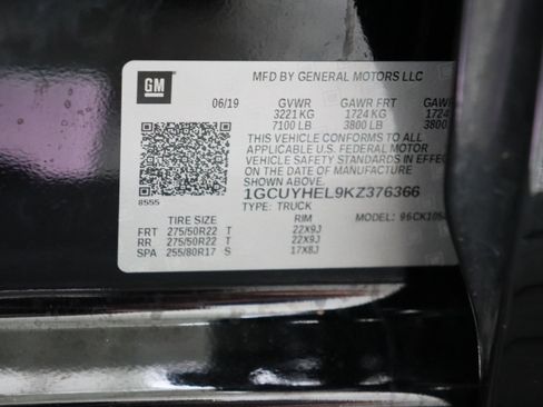 Used 2019 Chevrolet Silverado 1500 High Country w/ Technology Package image 47