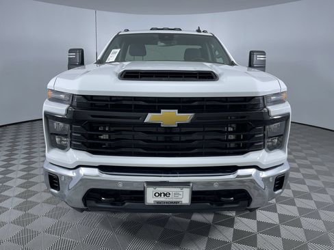 Used 2025 Chevrolet Silverado 3500 W/T AWD/4WD image 29